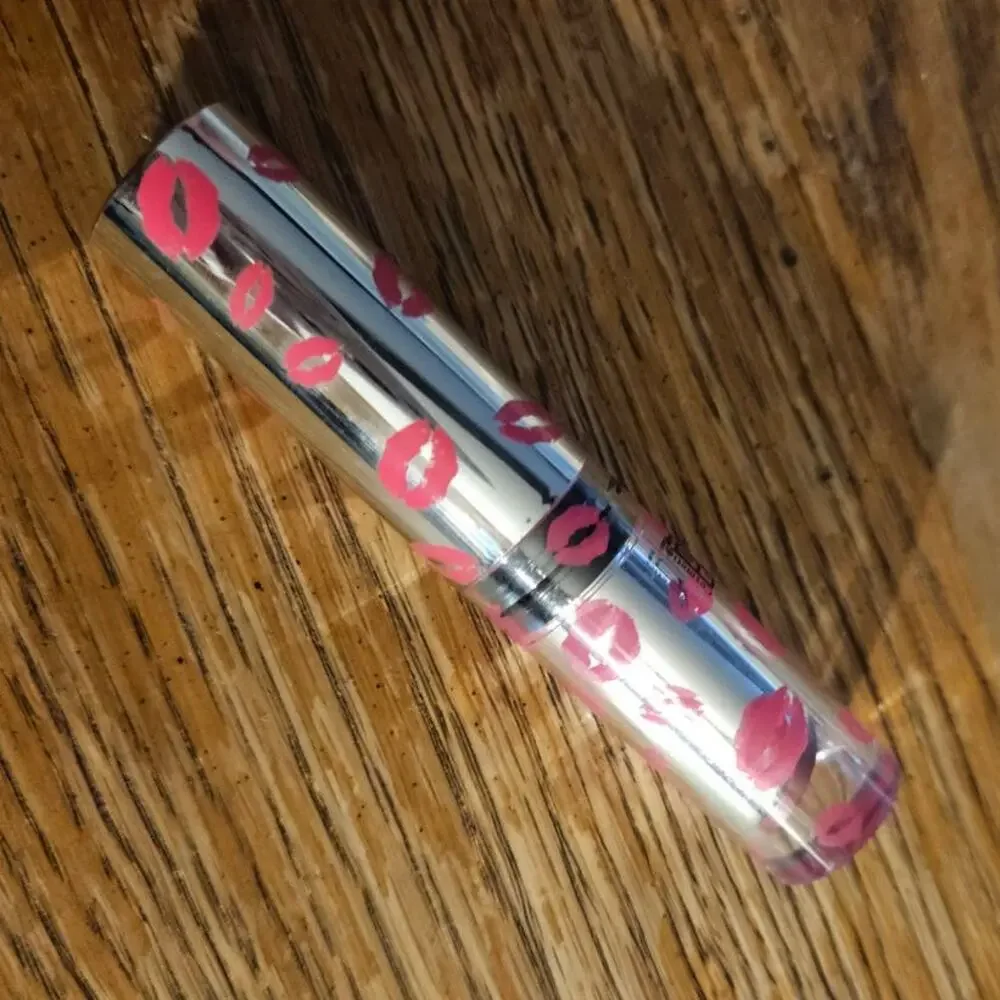 NEW! JLB Cosmetics Lipstick Red Carpet